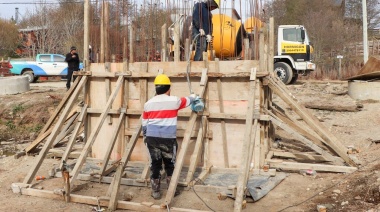 La DPOSS ejecuta obras de agua y cloacas que beneficiarán a más de 100 familias en Tolhuin