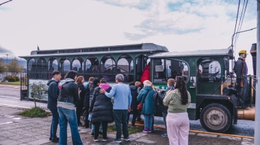 La Municipalidad llevó adelante visitas guiadas al "Circuito de murales de Malvinas"