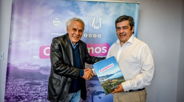 Ushuaia declaró huésped de honor al Dr. Oscar Oszlak