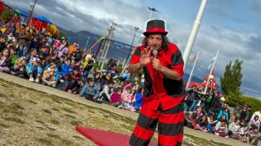 La municipalidad de Ushuaia realizó el festejo del “Día más Largo” en el Paseo de las Rosas