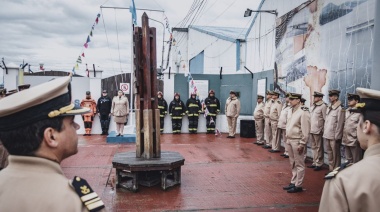 El Municipio acompañó la ceremonia de inauguración de un mástil de la Prefectura Naval Argentina