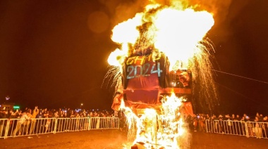 Tolhuin despidió el 2024 con la Quema del Muñeco