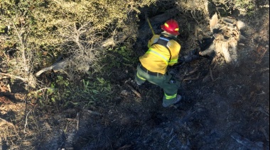 San Justo: El incendio se mantiene circunscripto