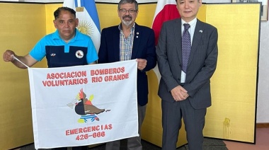 Los Bomberos Voluntarios de Río Grande recibieron una donación de la Embajada de Japón