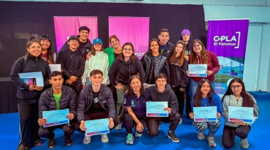 La Municipalidad reconoció a estudiantes que participaron del programa "Promoviendo el Arraigo"