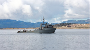 El aviso ARA “Teniente Olivieri” arribó a la Ciudad de Ushuaia