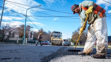 El Municipio asfaltó la calle Provincia Grande
