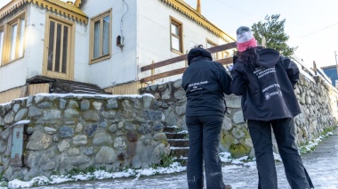 Recuerdan a los frentistas que es obligatorio mantener las veredas limpias de hielo y nieve