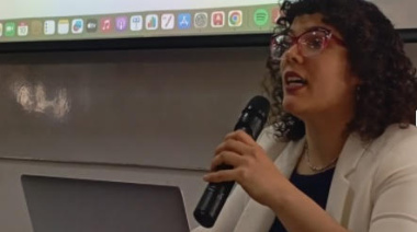 Investigadora de la UNTDF expuso sobre los desafíos de los gobiernos locales fueguinos