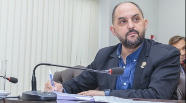 Greve: "Tenemos que ser todos los fueguinos quienes defendamos a Tierra del Fuego"