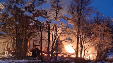 Una vivienda fue consumida por un incendio