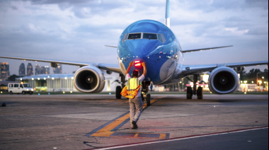 Aerolíneas Argentinas perderá más de un millón de dólares con el paro de pilotos de hoy