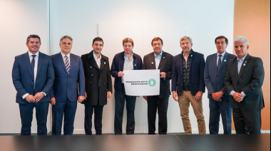 Alfabetización: Melella y otros 12 gobernadores se comprometieron a presentar públicamente sus metas anuales