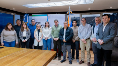 Melella se reunió con representanes de Colegios y Consejos profesionales