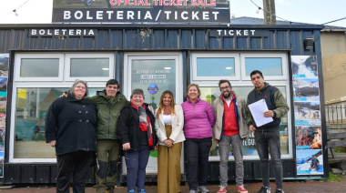 El Municipio entregó convenio a siete empresas de transporte punto a punto