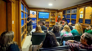 Defensa Civil de Ushuaia capacitó en prevención sísmica al personal del Tribunal de Cuentas de la Provincia
