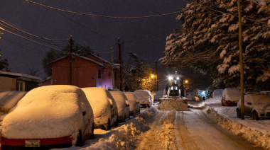 La Municipalidad de Ushuaia despliega un fuerte operativo para hacer frente a la nevada