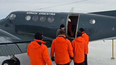 La Armada Argentina realizó una aeroevacuación sanitaria en la Antártida