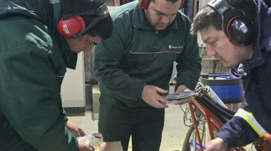 Arribaron los repuestos para reparar el generador de la usina de Tolhuin