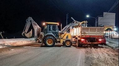 Más de 350 personas trabajan en el operativo invierno en Ushuaia