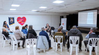 Gobierno inició talleres para cuidadores y familias de personas mayores