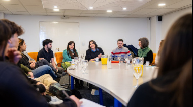 Gobierno sostiene espacios de diálogo con jóvenes estudiantes de la provincia