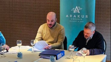 La Comisión de Auxilio de Ushuaia firmó convenio de adhesión con Arakur S.A
