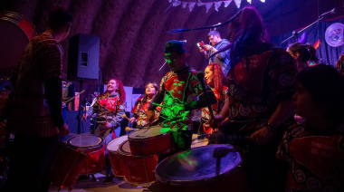 La Casa de las Juventudes celebró junto a vecinos y vecinas la "Fiesta Tamboreras"