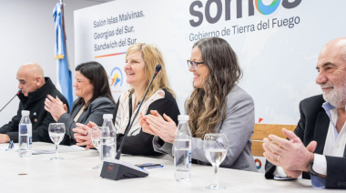 Gobierno, Fundación OSDE y la Clínica San Jorge firmaron convenio para formación de cuidadores domiciliarios