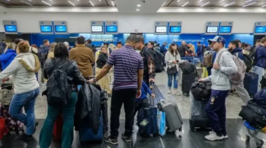 Paro de controladores aéreos afectó a más de 12.000 pasajeros
