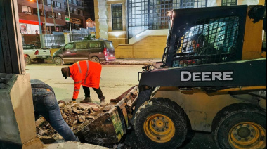 La Municipalidad inició la reconstrucción de cordones en Avenida Maipú