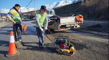 El Municipio continúa con el plan de bacheo de distintos puntos de la ciudad
