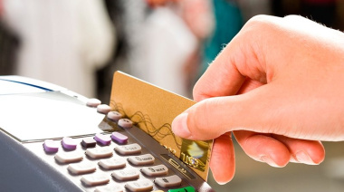 Crece la morosidad en tarjetas y préstamos personales por el encarecimiento del crédito