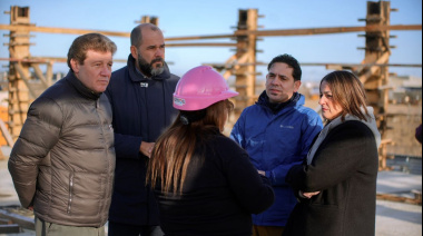 Melella recorrió la obra de la Comisaría de Género y familia en Río Grande