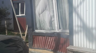 Un automóvil chocó contra una casa en Ushuaia