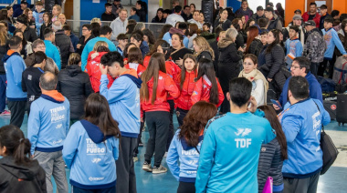 La delegación de Tierra del Fuego parte rumbo a los Juegos Nacionales Evita