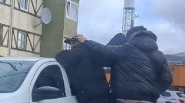 Conocido delincuente atacó a balazos a una persona en la calle