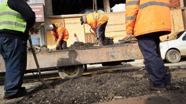 El Municipio continúa con las tareas de bacheo y mantenimiento de la traza vial