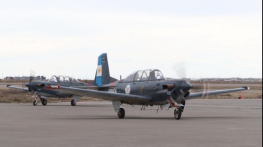 Unidades de la Aviación Naval llegan a Río Grande para realizar adiestramiento