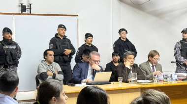Condenan a tres personas por el incendio de una camioneta con bombas molotov en Ushuaia