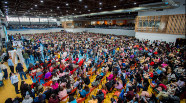 Fuerza Patria: Multitudinario Bingo del Día de la Madre en Ushuaia