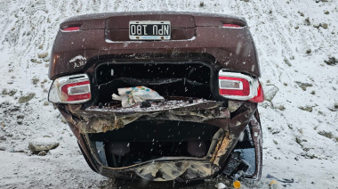 Un automóvil volcó a la altura de Rancho Hambre