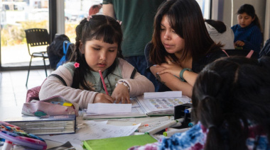 Estudiantes del IPES realizaron prácticas docentes en el “Filomena Grasso”