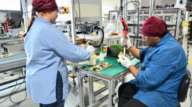 "Industrias a puertas abiertas" para construir soberanía productiva desde las aulas