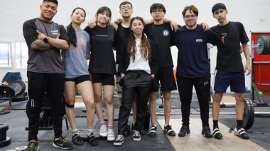 Parte la delegación provincial de levantamiento de pesas rumbo al Campeonato Nacional