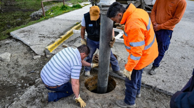 El Municipio continúa con los trabajos de desobtrucción y saneamiento en el arroyo del Este