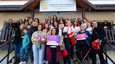 Silvana Ponce ganó el “Premio Mujer Empresaria Tierra del Fuego 2025”