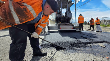 La Municipalidad de Ushuaia avanza con la pavimentación de 12 de Octubre