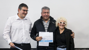 El Municipio reconoció a los vecinos que realizaron el curso sobre Reparación de PC y Redes