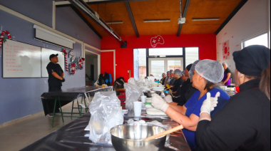 Se realizó la jornada "Pan Dulce Solidario" en el KyD